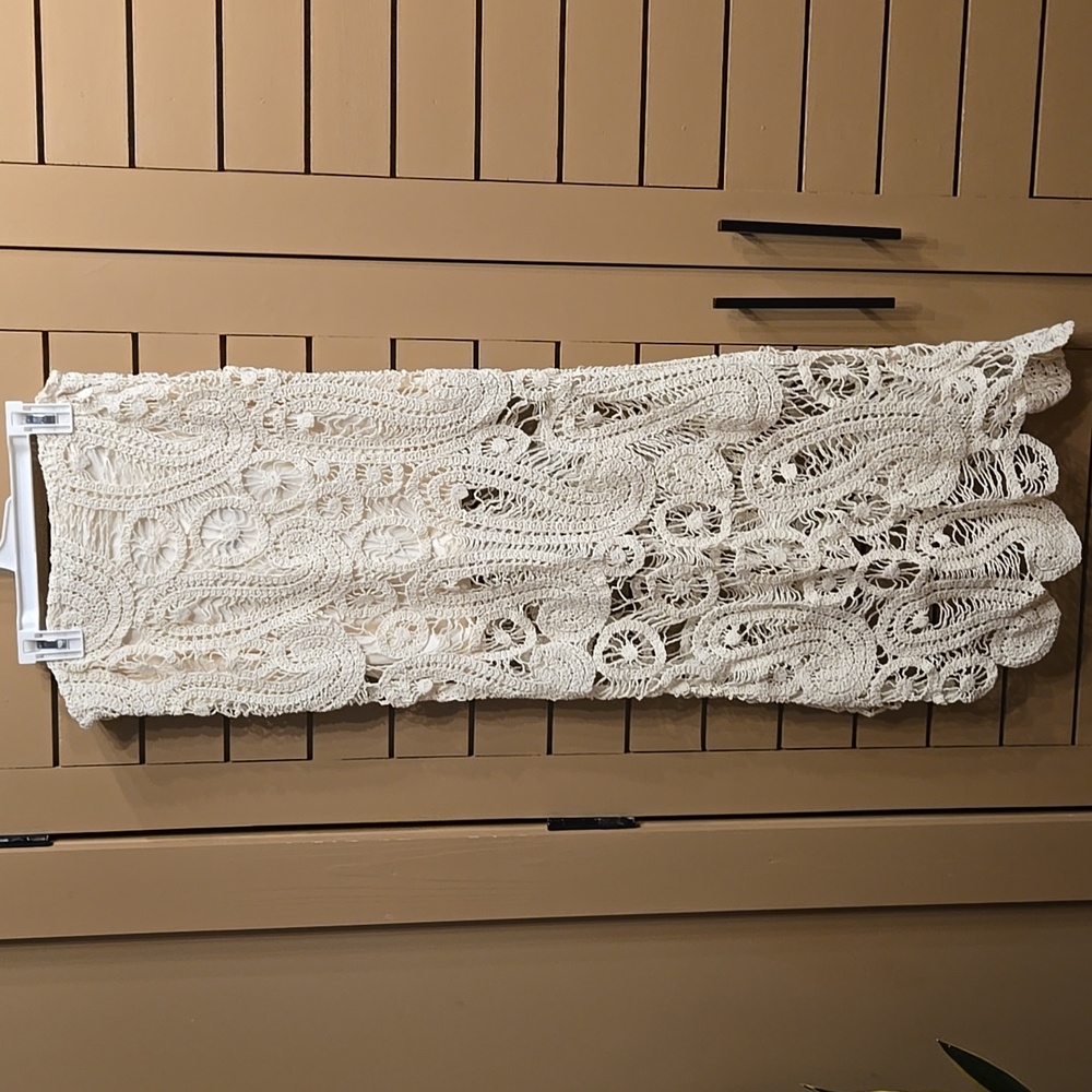 Zara Asymetrical Hem Crochet Skirt Size Small - Picture 10 of 11